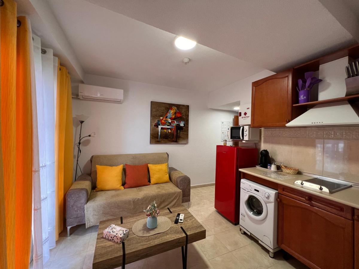 Estudios Costavigia By Ramona Appartement