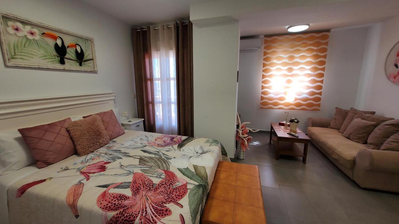 Estudios Costavigia By Ramona